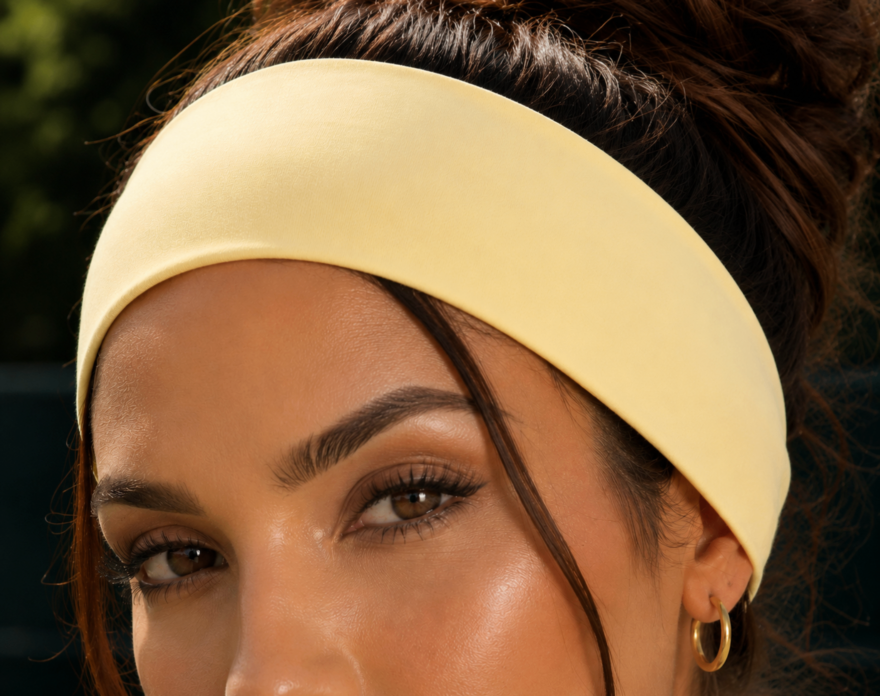 Wonderband non-slip headband in Butter Yellow