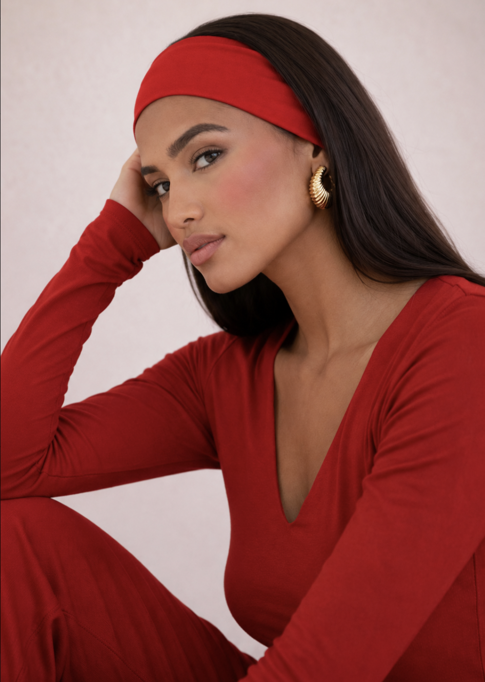 Wonderband non-slip headband in Studio Red