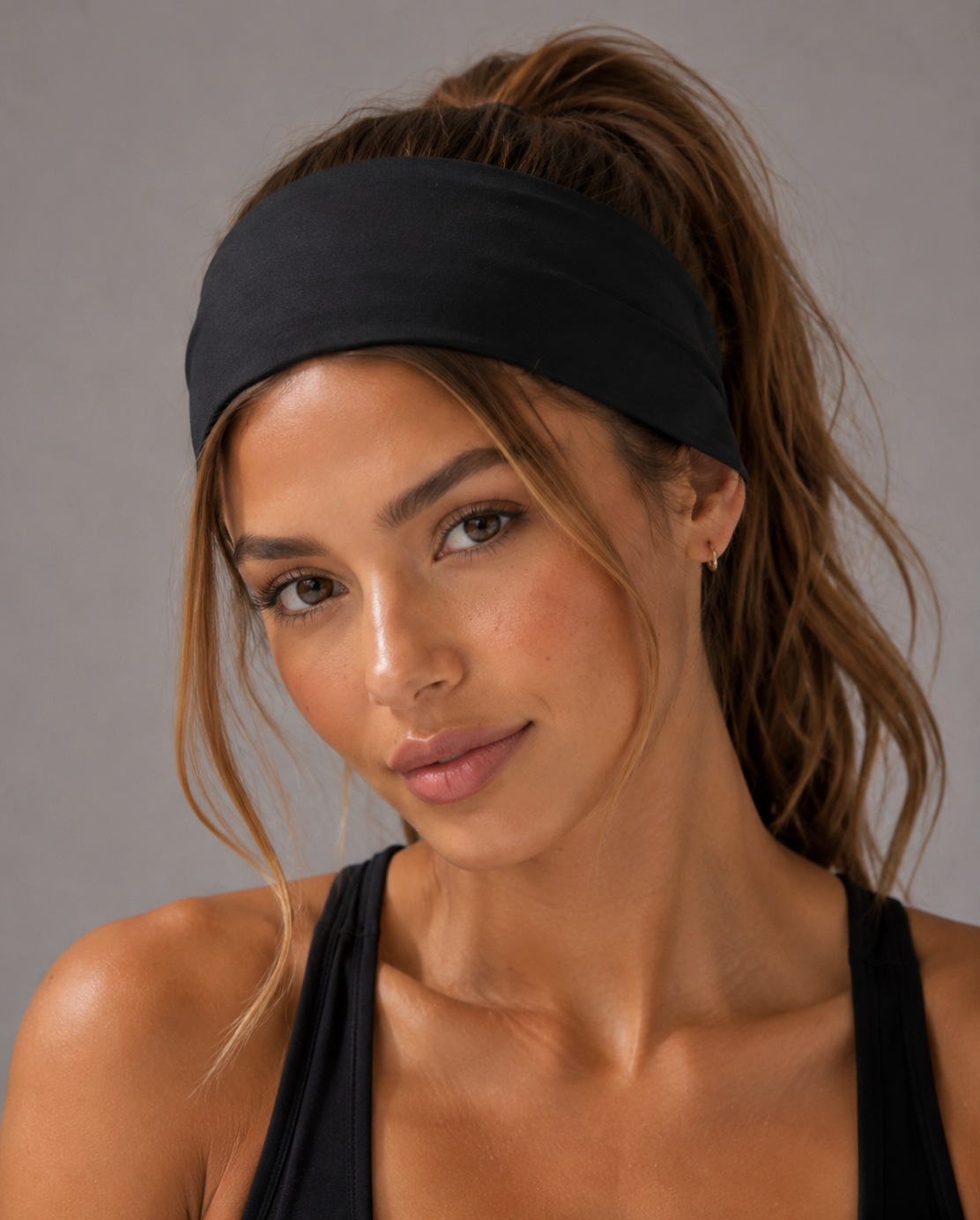Wonderband non-slip headband in Wonder Black